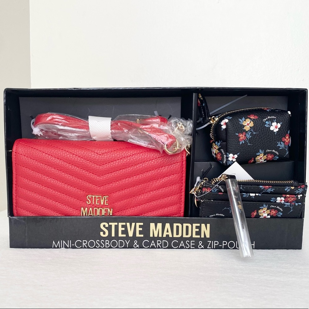 ❗️SOLD ❗️Steve Madden crossbody bag set